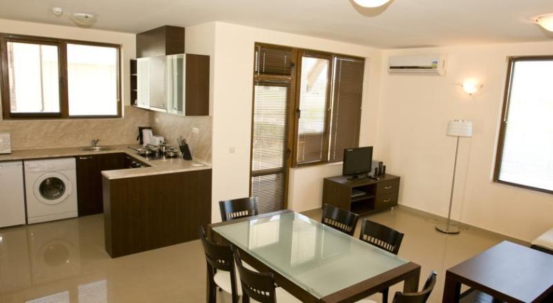 Lighthouse Golf & Spa Apartments Balchik Exterior photo